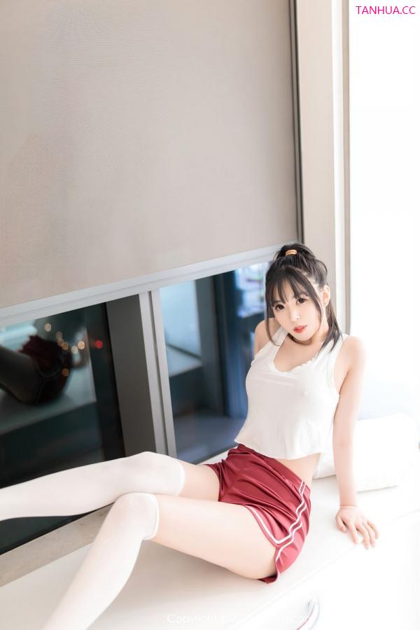 良人非爱人  [XiuRen]高清写真图 2021.10.08 No.4030 小波多第5张图片